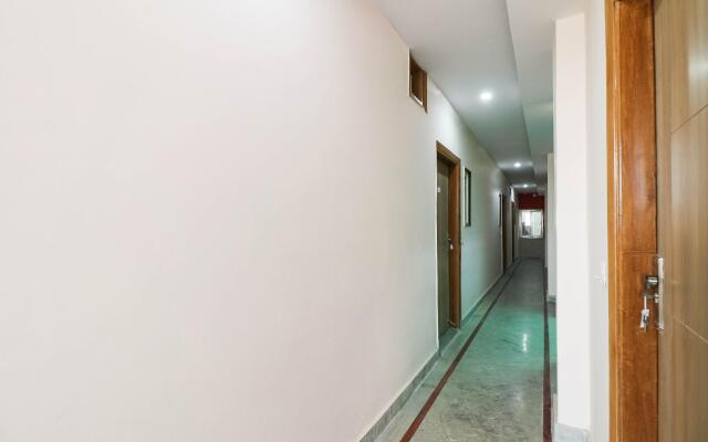 OYO 76709 Hotel Mannat Stays