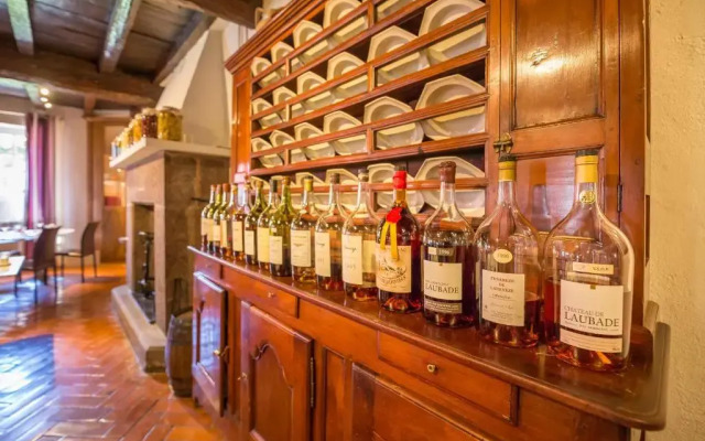 Hôtel Ithurria - Les Collectionneurs