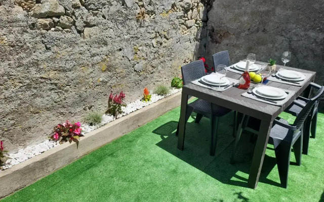 Laranjal Guesthouse