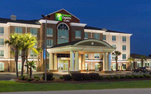 Holiday Inn Express & Suites Florence I 95 @ Hwy 327