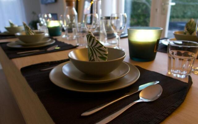 Luxurious Family Villa with swimmingpool big garden and jacuzzi