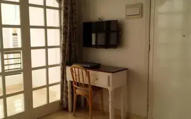 Lotus Lis House