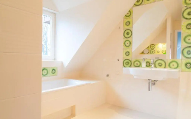 roomsy guest house
