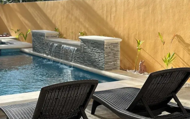 Oneiro Suites