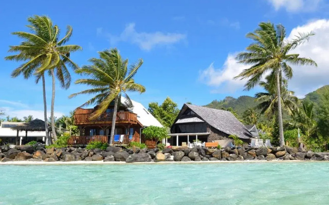 Manea Beach Villas