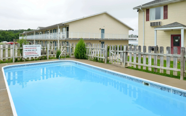 Americas Best Value Inn Knob Noster