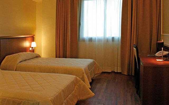 Dado Hotel International
