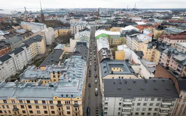 Renovated Top Floor Studio in Kallio