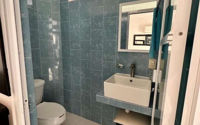 Vayor Hotel & Suites