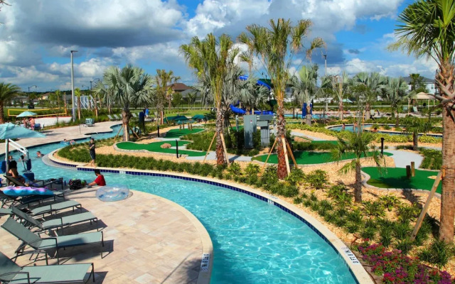 Relax Near Disney 4BR Home With Pool