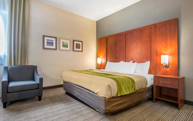 Comfort Inn & Suites