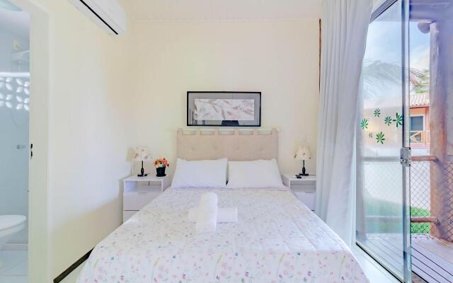 IT26 Bangalô Vista Mar 3 Suítes, Pé na Areia - Residencial Varandas do Mar