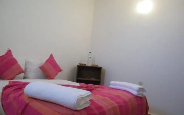 Hostel Mondial