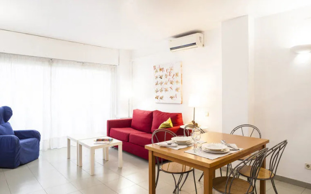 SSG Sagrera Deluxe Apartments