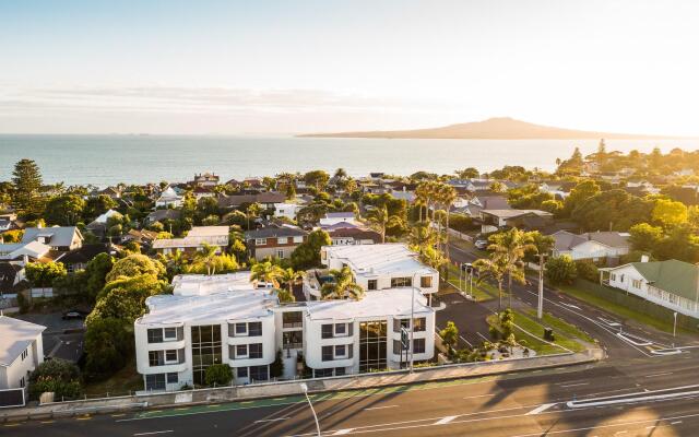 Carnmore Hotel Takapuna