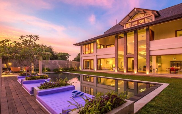 Beautiful Villa With Private Pool, Bali Villa 2059