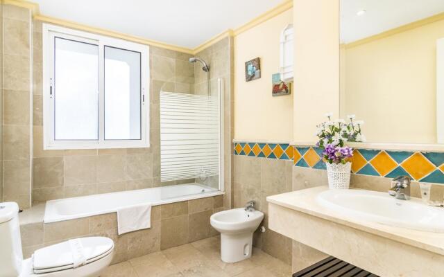 Beautiful Apartment on the beach 357