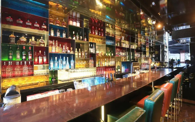 Alexander Hotel– Tel Aviv