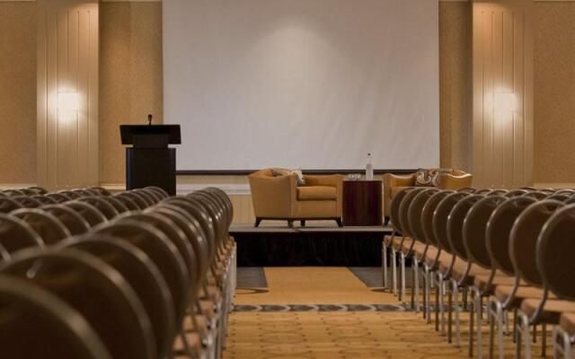 The Baronette Renaissance Detroit-Novi Hotel