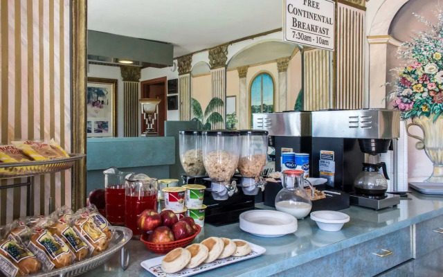 Delux Inn & Suites