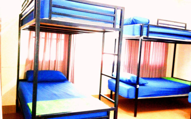 Center Point Dorm Room