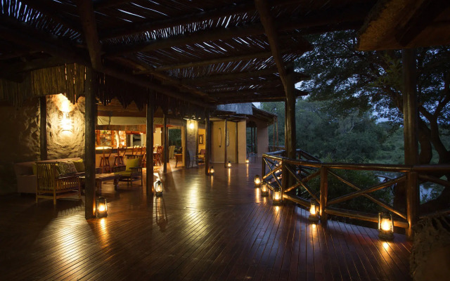 Lukimbi Safari Lodge