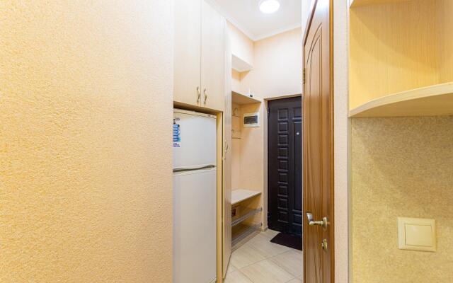 Двухкомнатная квартира с балконом и видом на море Романовский Lamare