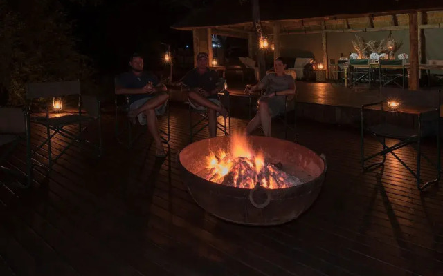 Nkwe Safari Lodge
