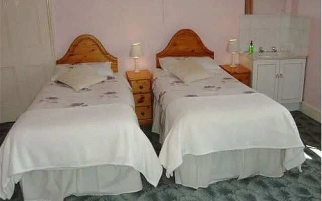 Waiten Hill Farmhouse B&B