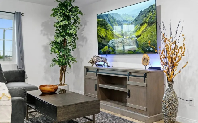 Casa Lanzit- 25 Percent off 1st 5 Guests