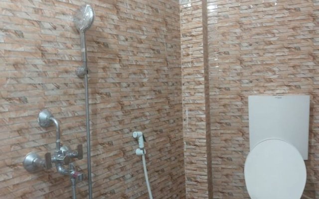 Goroomgo M M Howrah Maidan Home Stay Kolkata