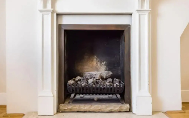 The London Crib - Relaxing 1bdr Flat With Terrace