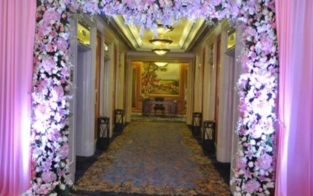 Regency Hotel