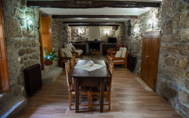 Rustic House with Swimming Pool, Vieira Minho by Izibookings