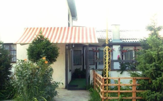 Hostel Domestika