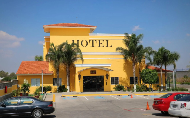 Zar Queretaro Hotel