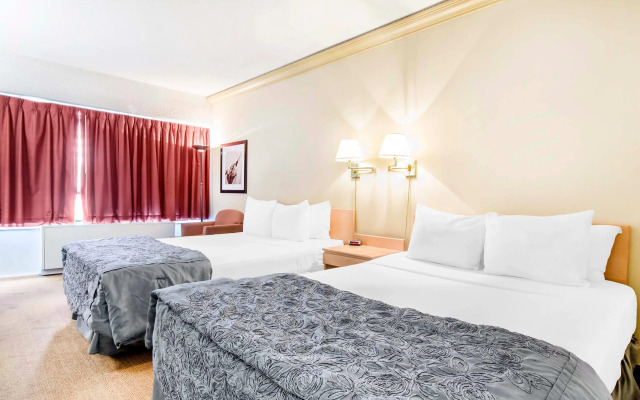 Travelodge by Wyndham Trois-Rivieres