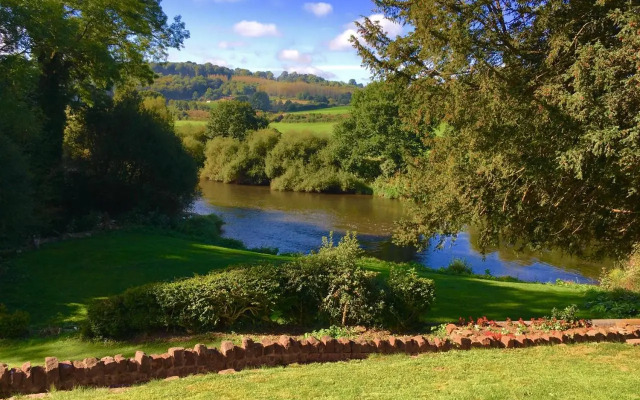 Worralls Grove Guest Farm House