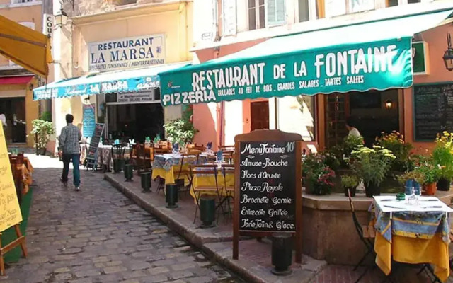Place des Cardeurs Apartment