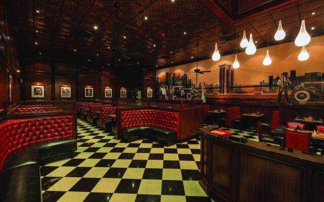 Red Garter Hotel & Casino by Red Lion Hotels