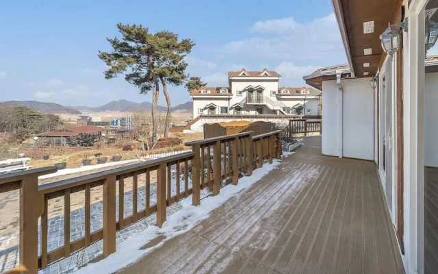 Ganghwa Herb Pension