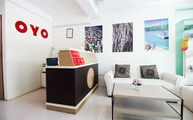 Slt Apartment Bangkok