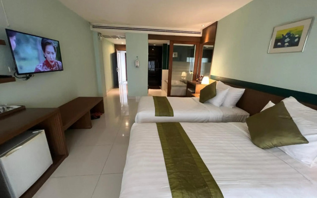Siam Triangle Hotel