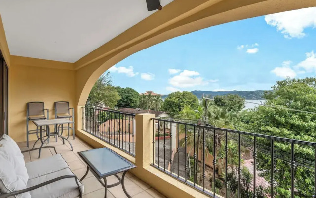Sunset Heights 301
