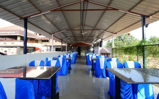 OYO 24476 Ssg Residency