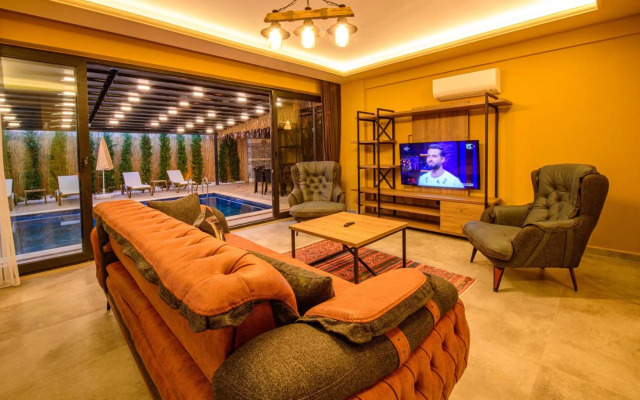 Söğüt 1 - 4 Bedroom with jacuzzi in Fethiye