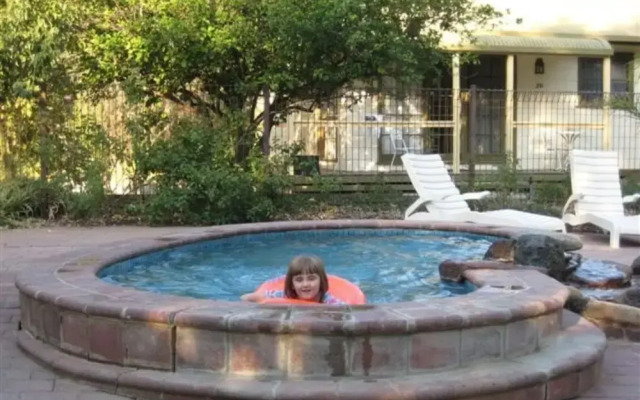 Winbi River Resort Holiday Rentals