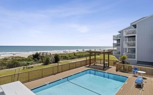 Pura Vida Pure Life - Expansive Views Of The Ocean And Wide Sandy Beach 1 Bedroom Condo by RedAwning