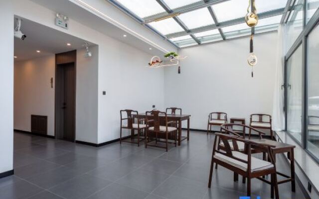 Yakeju Bed and Breakfast