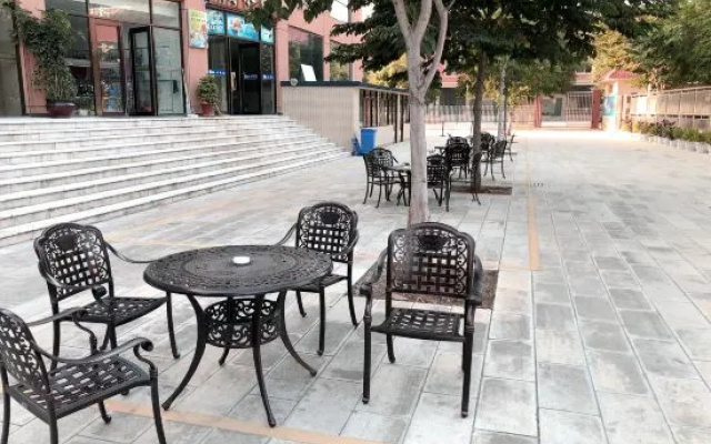 Yuanyang Golden Bay Terrace Hotel – Outside – Yuanyang